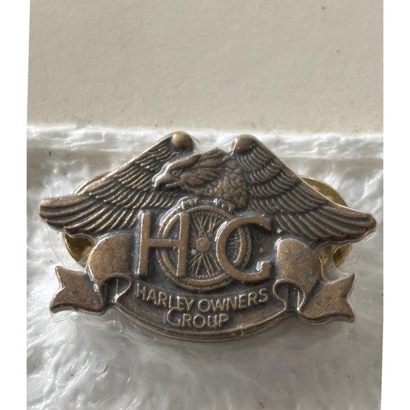 Harley-Davidson Jewelry - Harley Davidson HOG Harley Owners Group Eagle Wing Lapel Pin Bronze Tone Metal